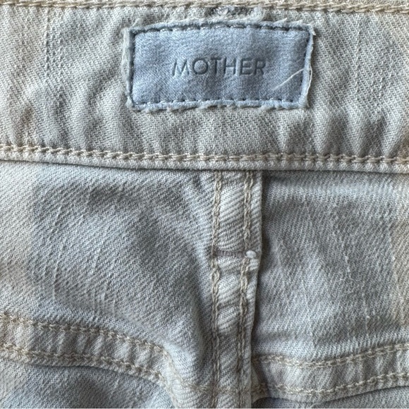 MOTHER: The Weekender Sneak in Chalk it Up.  Size 33 - Picture 16 of 16